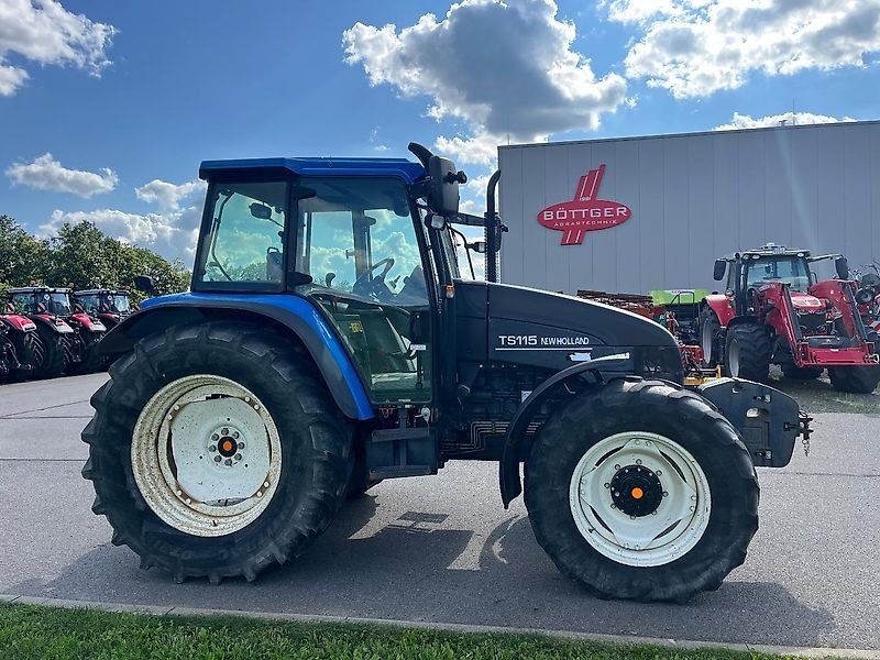 New Holland TS 115