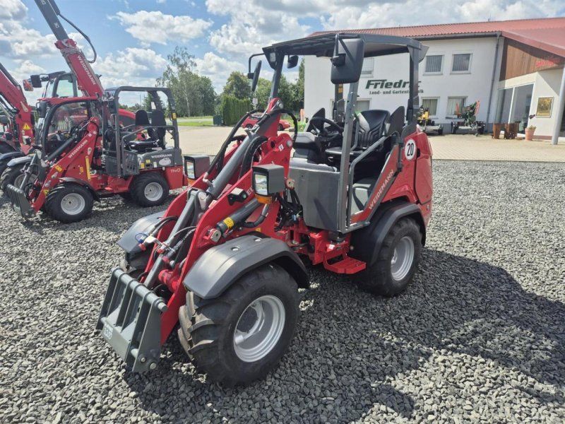 Weidemann 1390 (A01-01)