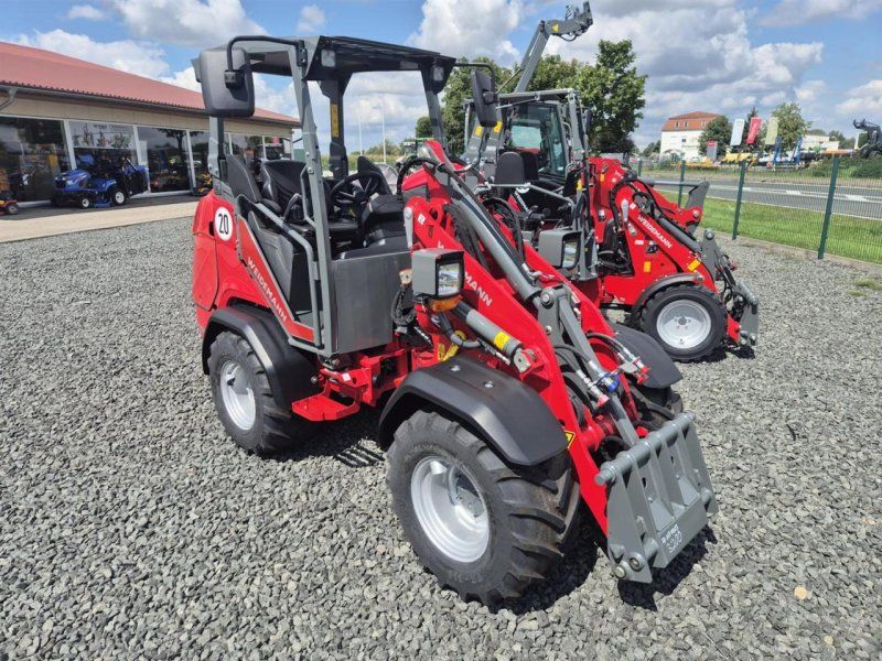 Weidemann 1390 (A01-01)
