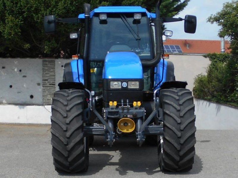 New Holland TS115