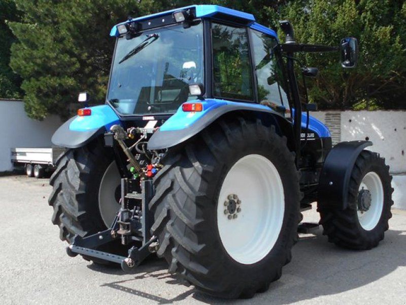 New Holland TS115