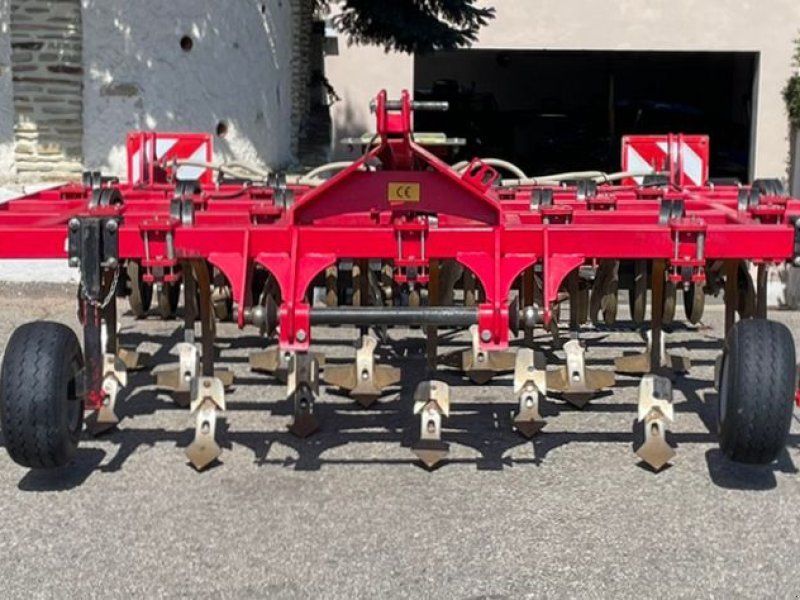 Pluton 300