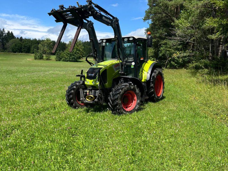 Claas Arion 410