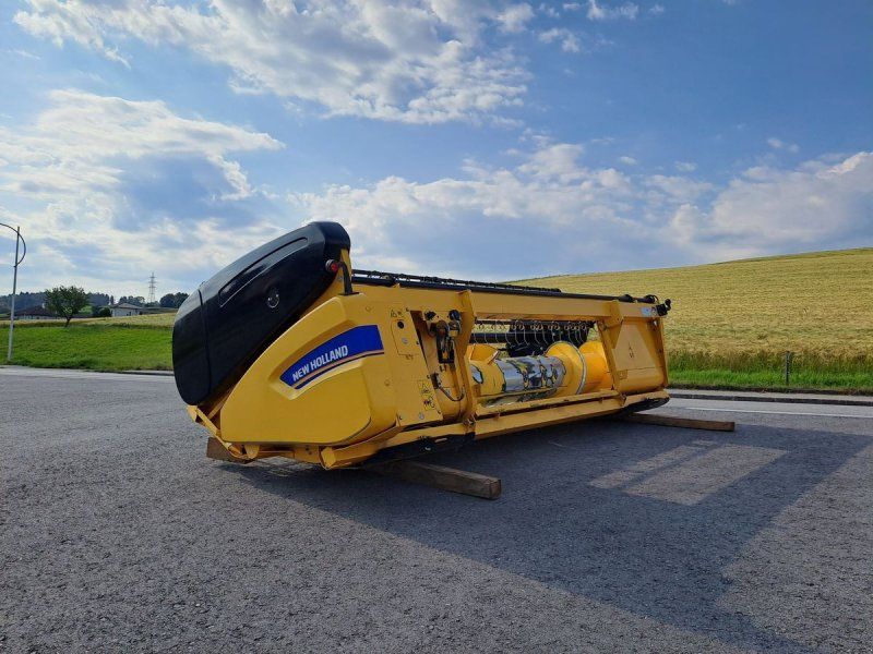 New Holland NH 400