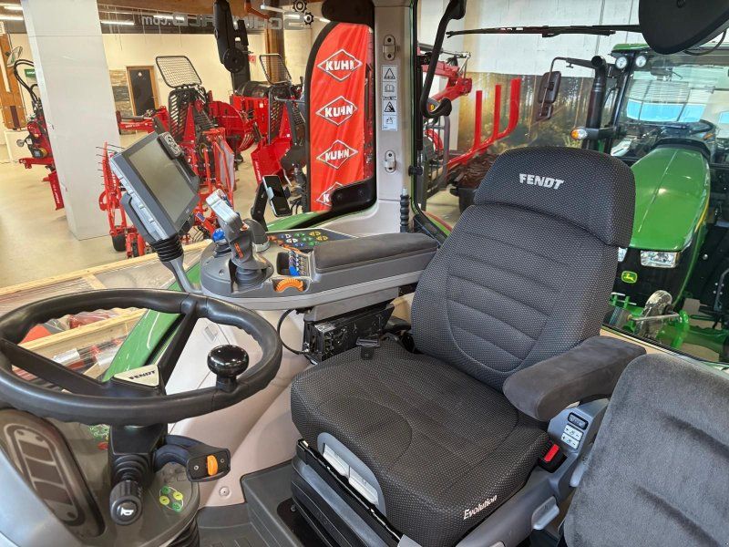 Fendt VARIO 718 PROFI PLUS