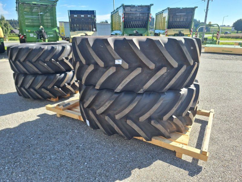 Michelin 710/75R42+620/75R30