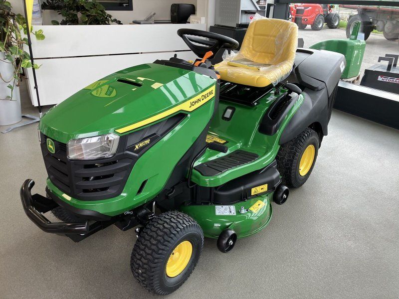 John Deere X 167R