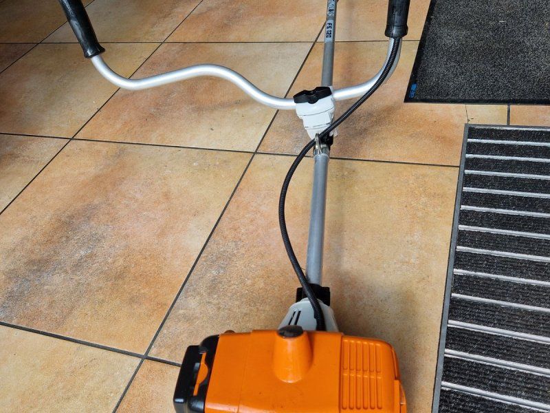 Stihl Motorsense FS 120