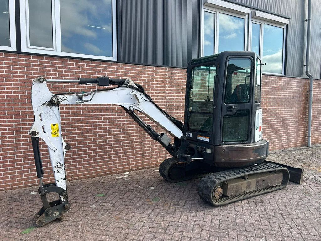 Bobcat E26