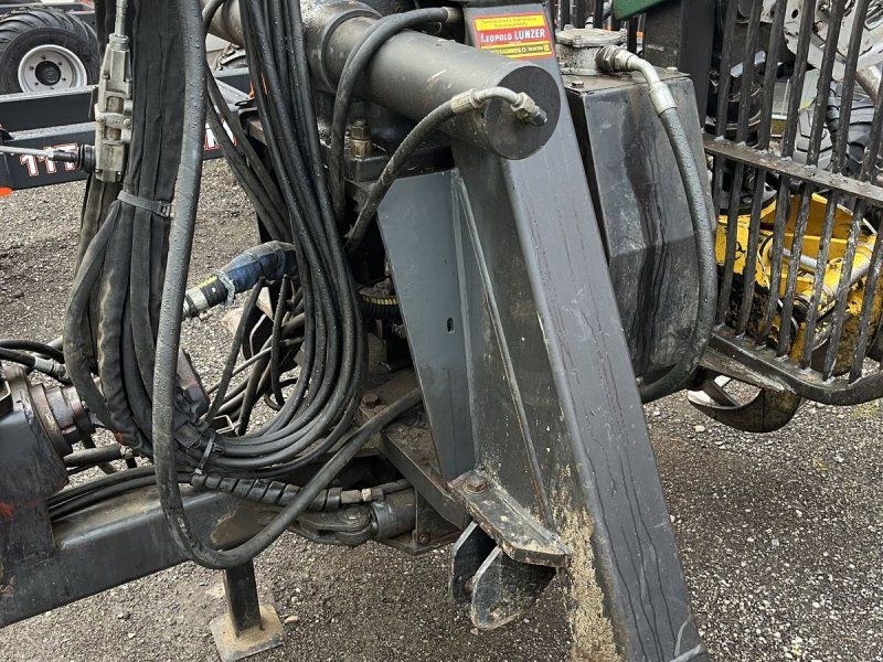 Kesla 204T + 8THD Rückewagen mit Antrieb