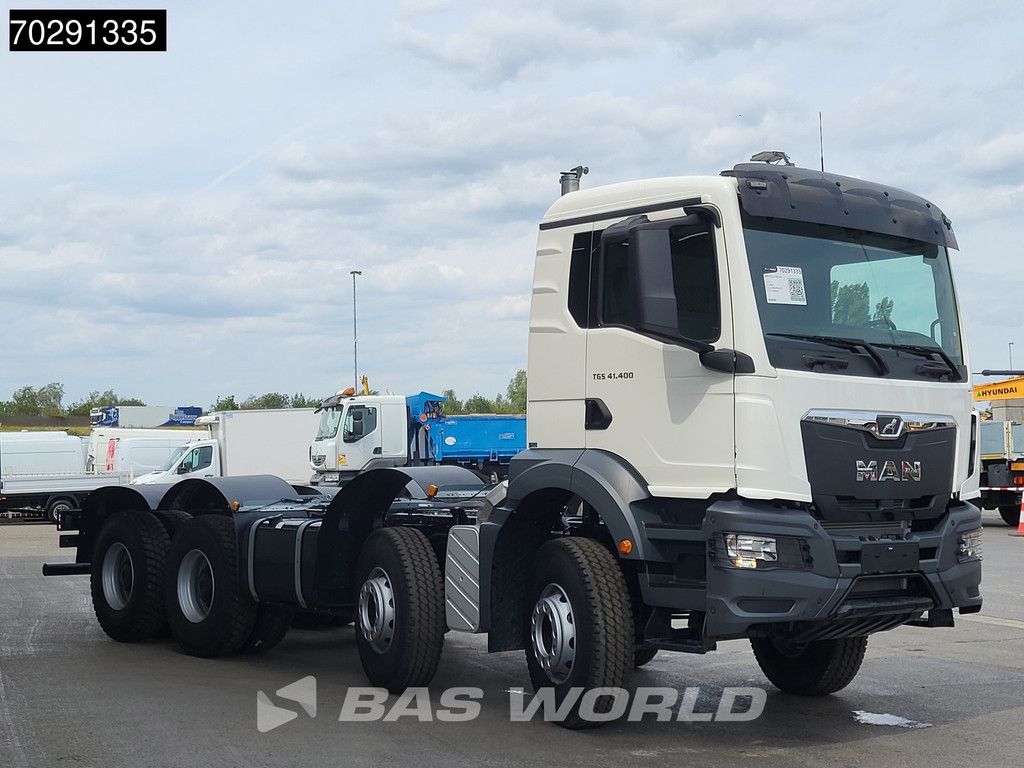 MAN TGS 41.400 8X4 New 8x4 chassis Engine PTO Steelsuspension Big-Axle Manual Euro 2