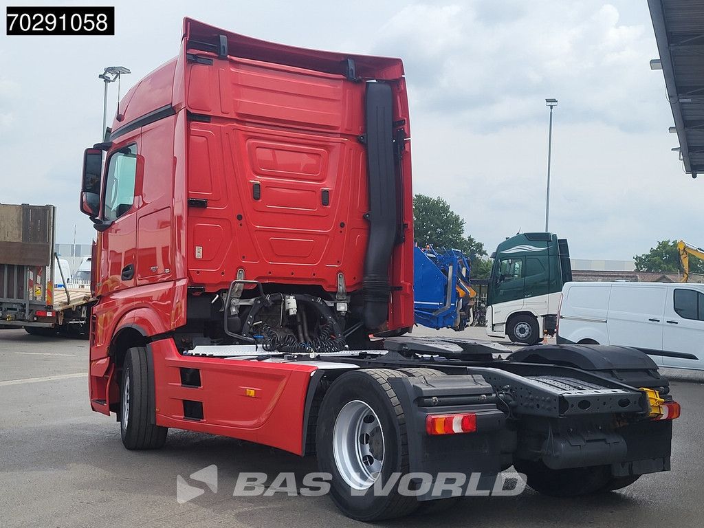 Mercedes Actros 1845 4X2 BigSpace Retarder 2xTanks Standairco PPC ACC Euro 6