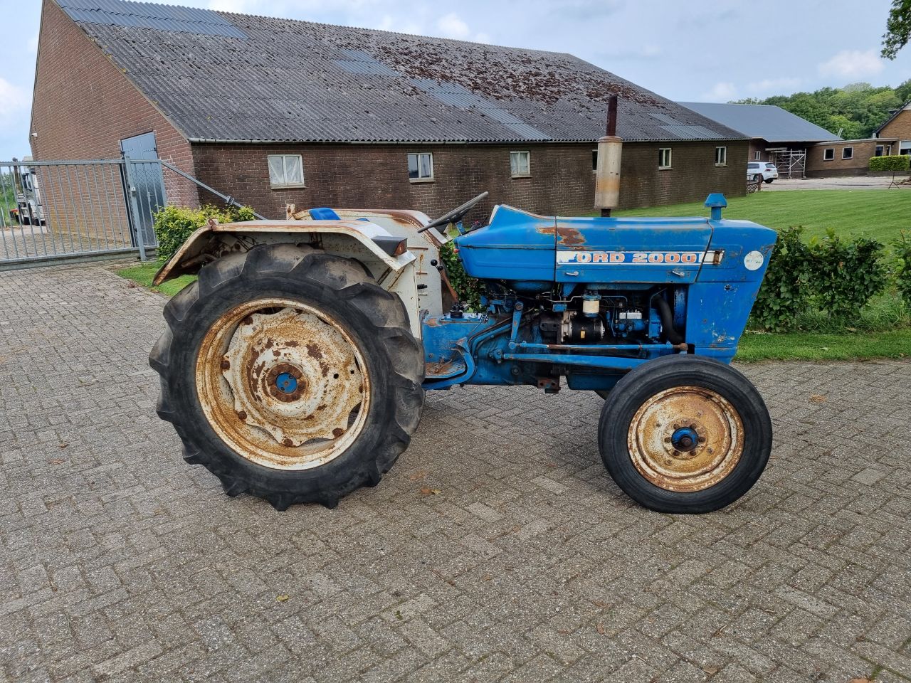 Ford 2000 marge