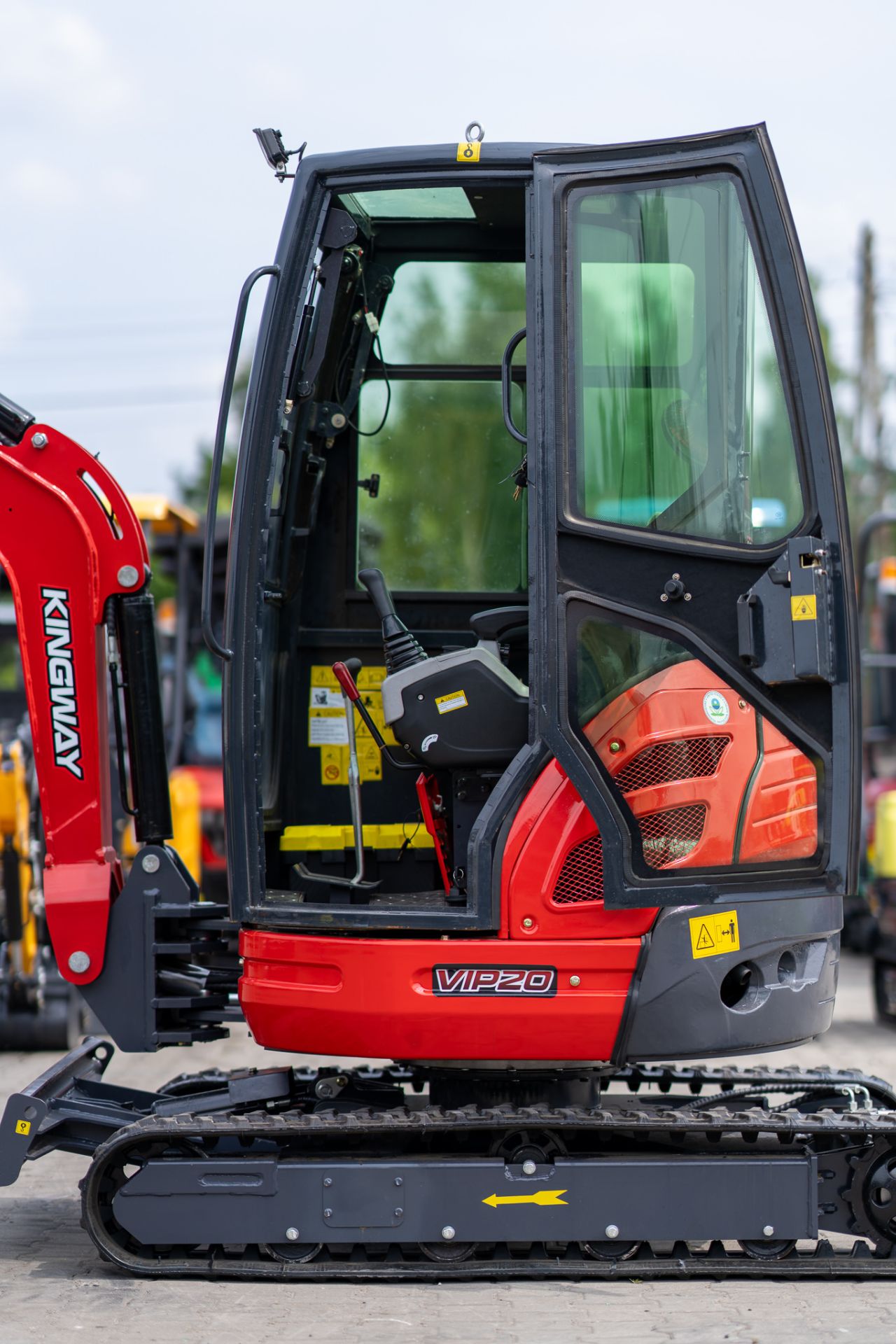 Graafmachine KINGWAY VIP20 nieuw GRATIS levering 1820KG KUBOTA