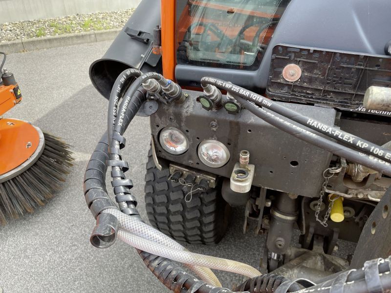 C 65 SINGLE CAB HOLDER