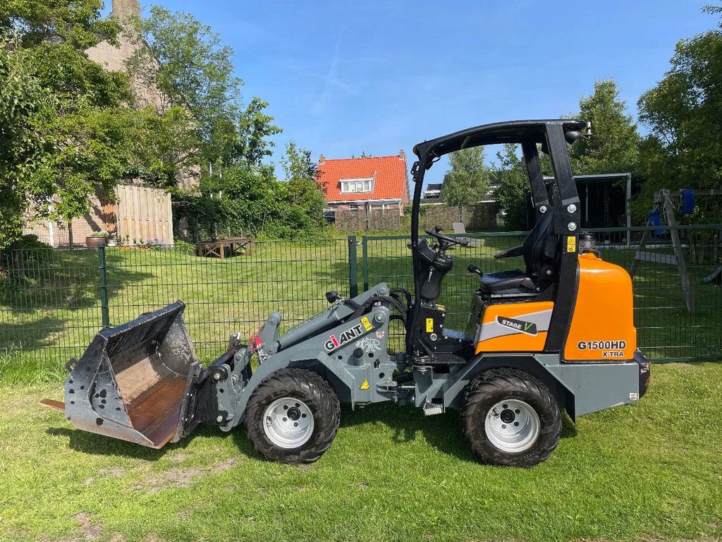 Giant G1500Xtra HD kniklader met slechts 182 uur MARGE MACHINE
