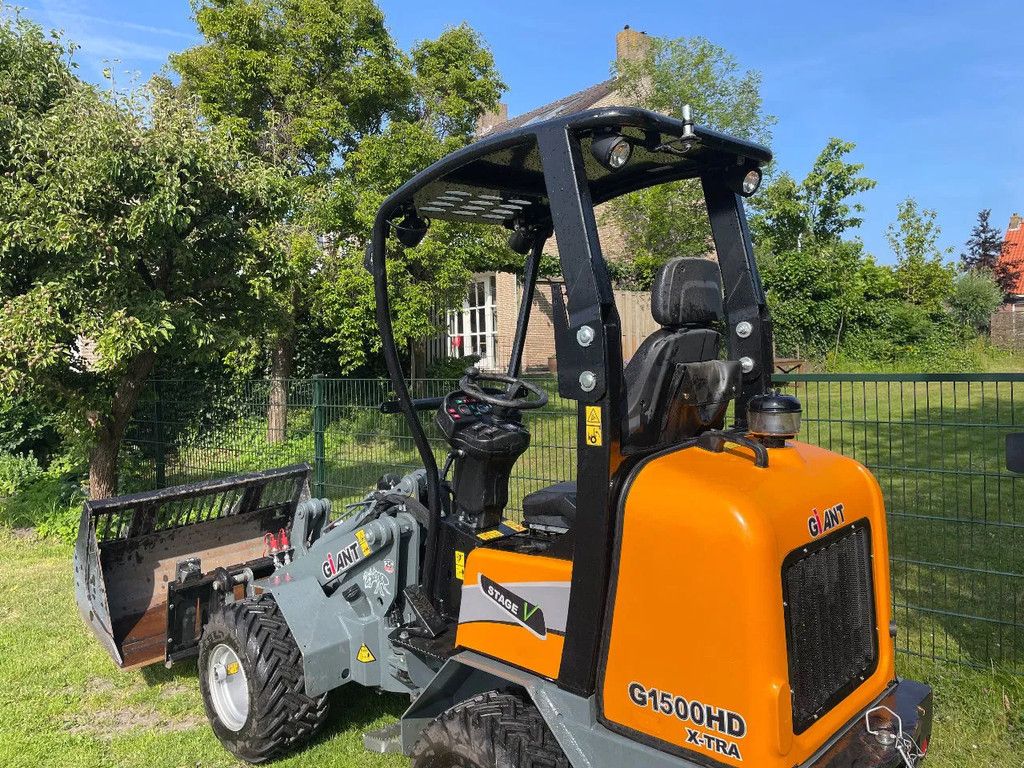 Giant G1500Xtra HD kniklader met slechts 182 uur MARGE MACHINE
