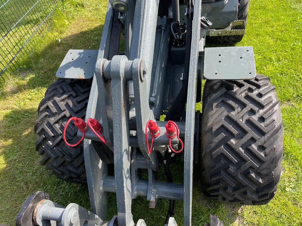 Giant G1500Xtra HD kniklader met slechts 182 uur MARGE MACHINE