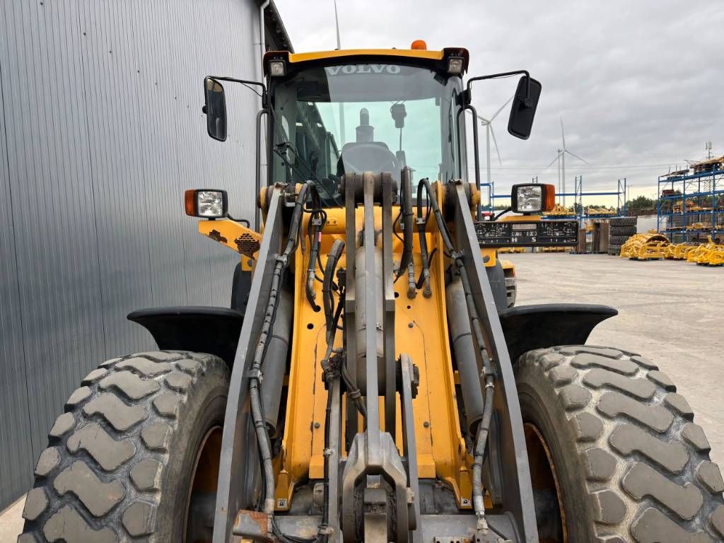 Volvo L50F - 2863 Hours Only - High Speed