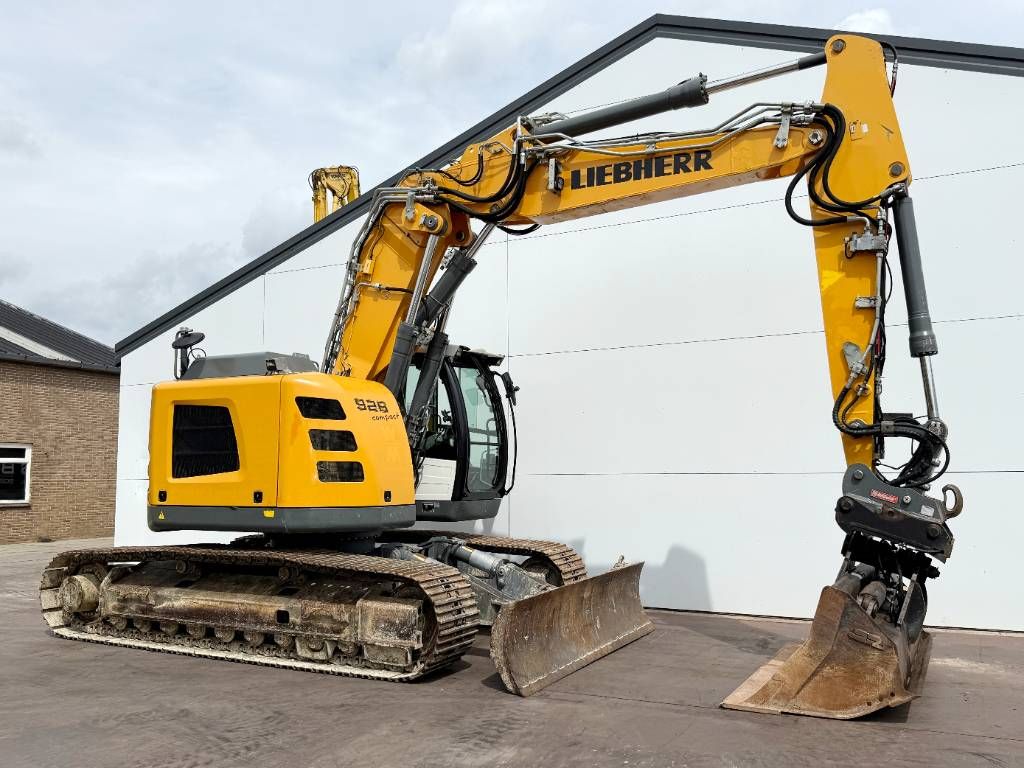 Liebherr R926LC Compact - Oilquick / TRIMPLE GPS Prepaired