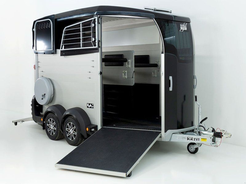 Ifor Williams Pferde HBX 511|Frontausstieg|es Modell|schwarz (Pf116