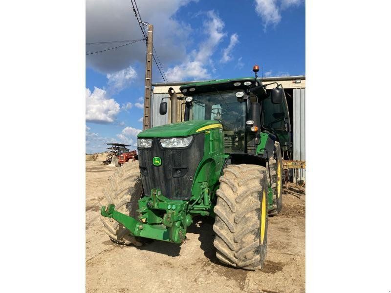 John Deere 7230R