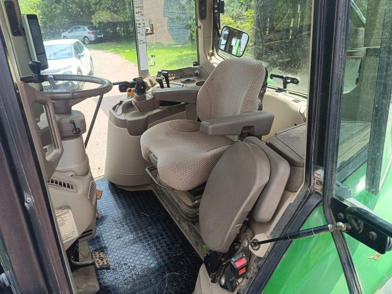 John Deere 6100M