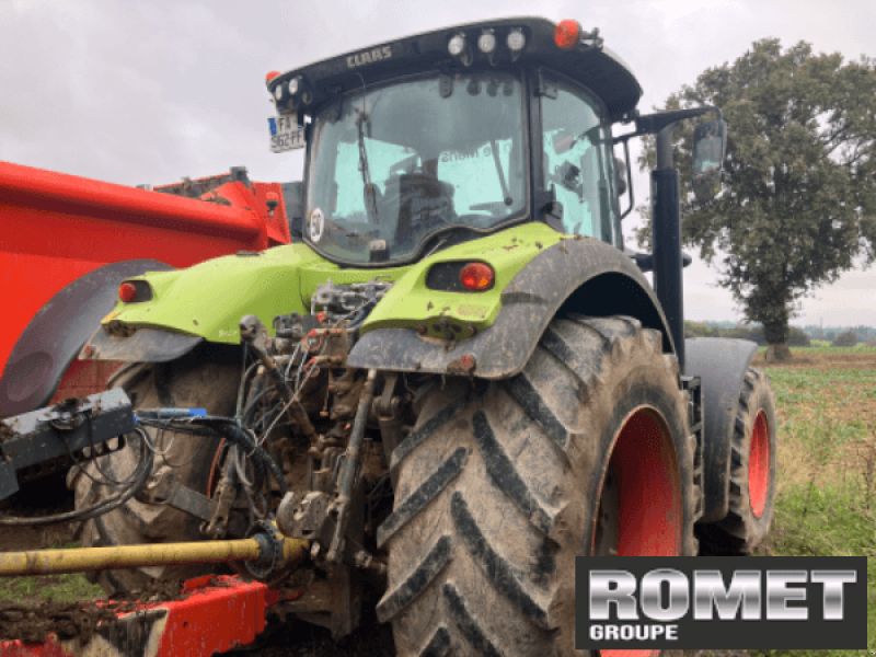 Claas AXION 800