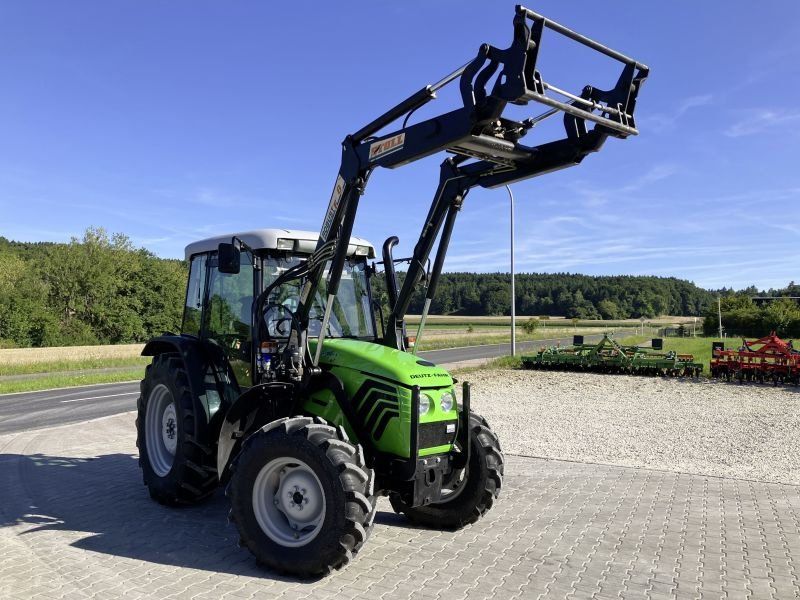 Deutz-Fahr AGROPLUS 67 + STOLL ROBUST F8