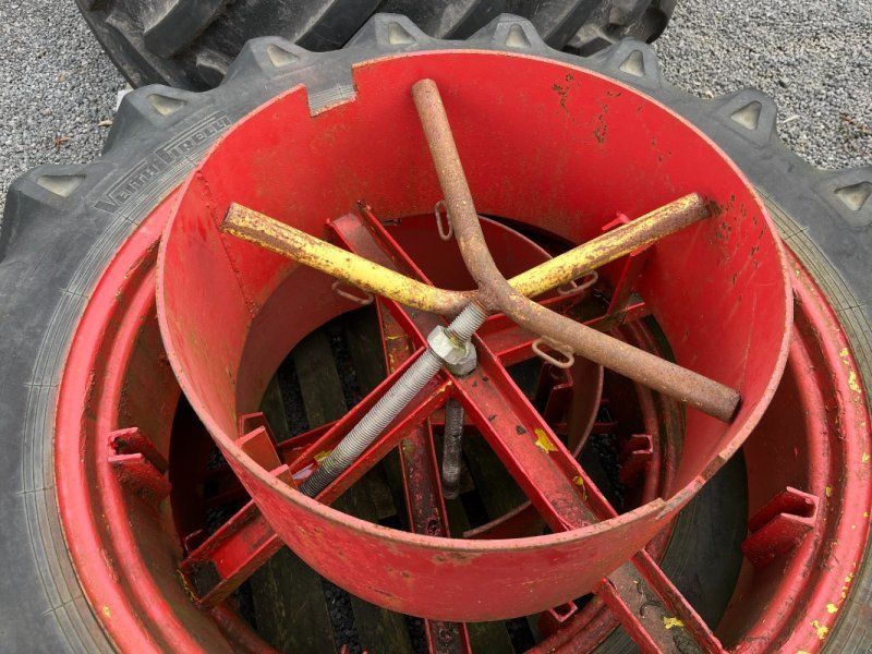 Claas DOMINATOR DO 88, Zwillingsbereifung, 15.5-38 Räder vorne