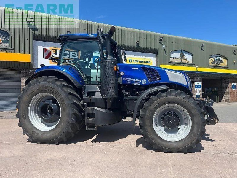 New Holland t8.435