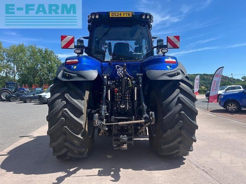 New Holland t8.435