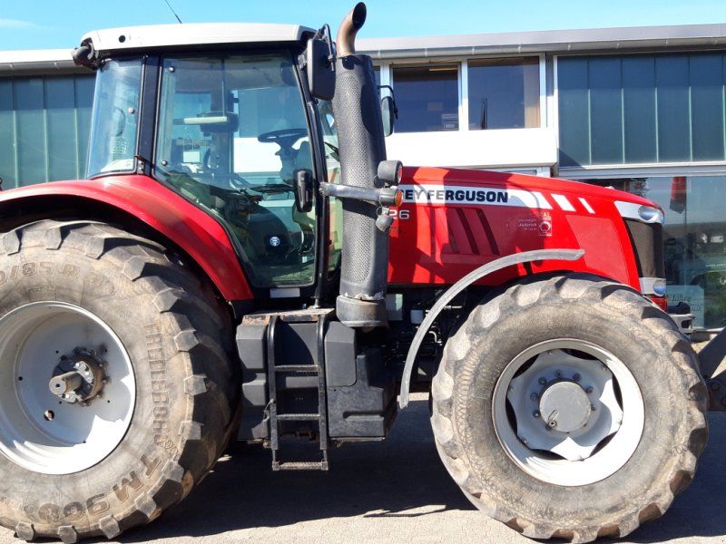 Massey Ferguson 7726 Dyna-6 Efficient