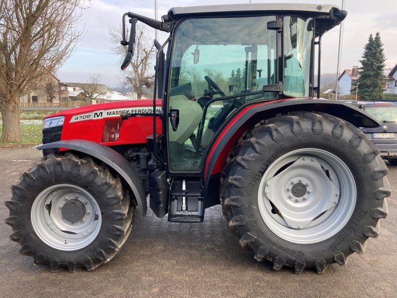 Massey Ferguson 4708 M Cab Essential
