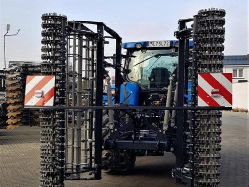 MD Landmaschinen AGT Saatbettkombination UPH 4 m, 4,5 m, 5,0 m, 6,0 m hydr. kl