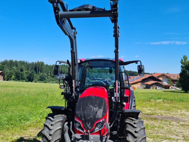 Valtra A85