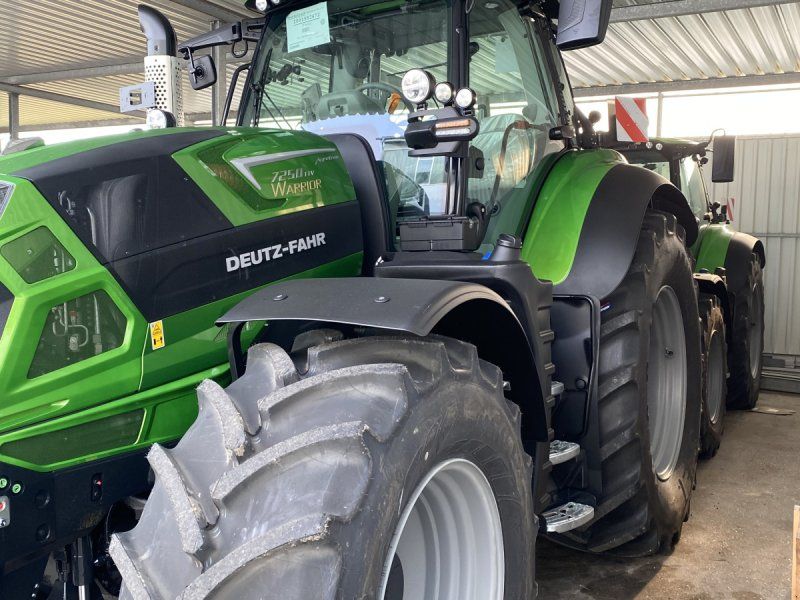 Deutz-Fahr 7250 TTV Warrior, Altpreismaschine, TOP-Ausstattung ohne Mehrpre