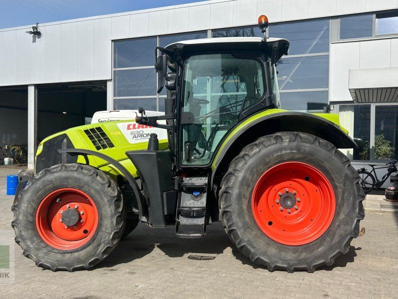 Claas Arion 630