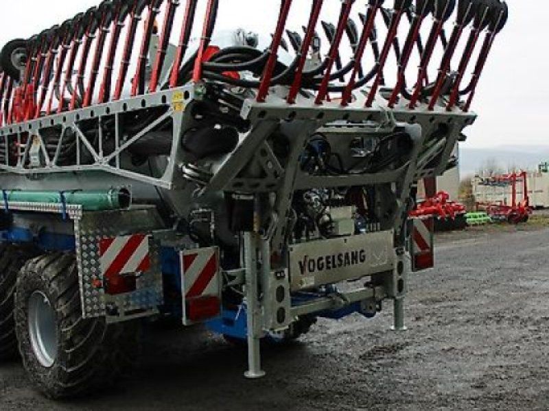 Meprozet PN-3/18 Güllefass 18000l + Vogelsang Black Bird 15m 750/45R26,5