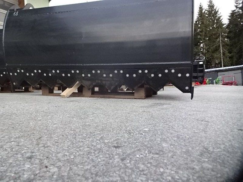 H-L-M Siloschneidschaufel hydraulisch mit 2 Hydraulikzylinder Brei