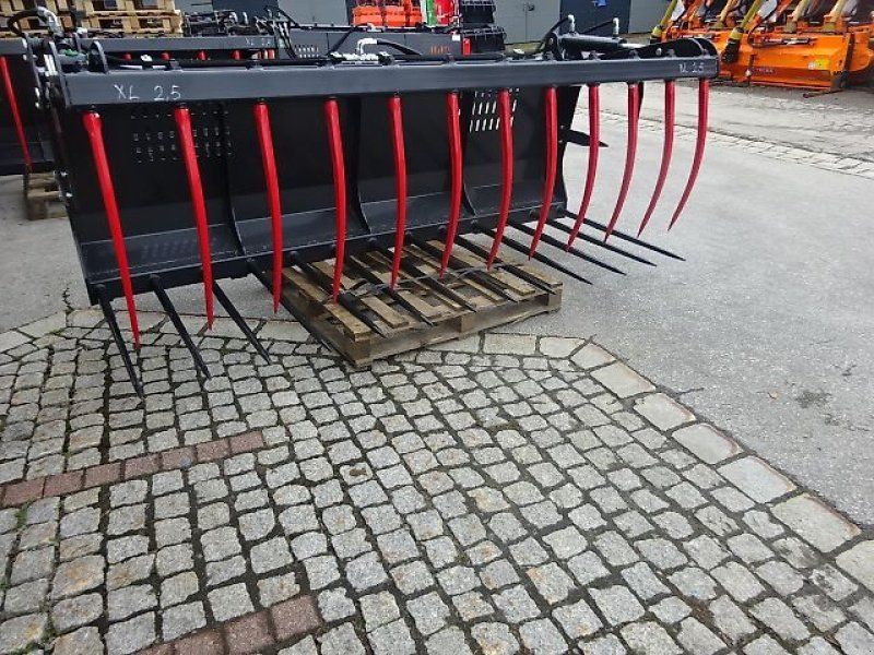 H-L-M XXL- Silogreifgabel Großvolumen- Silogreifgabel- XXL 2,2 Meter