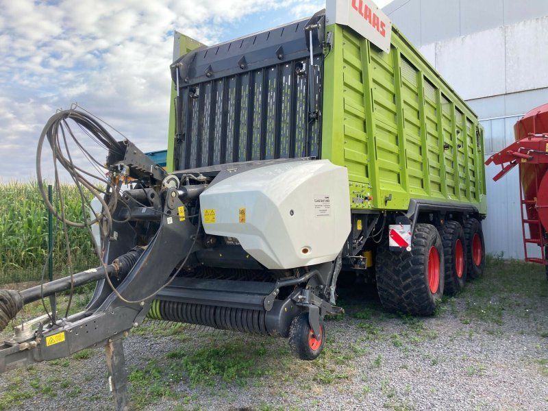 Claas AUTOCHARGEUSE CARGOS 9600