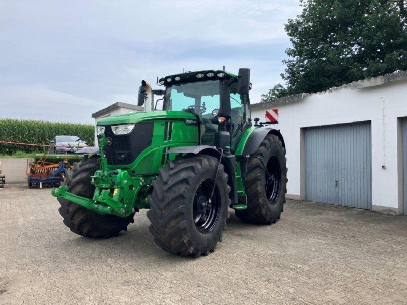 John Deere 6R 250