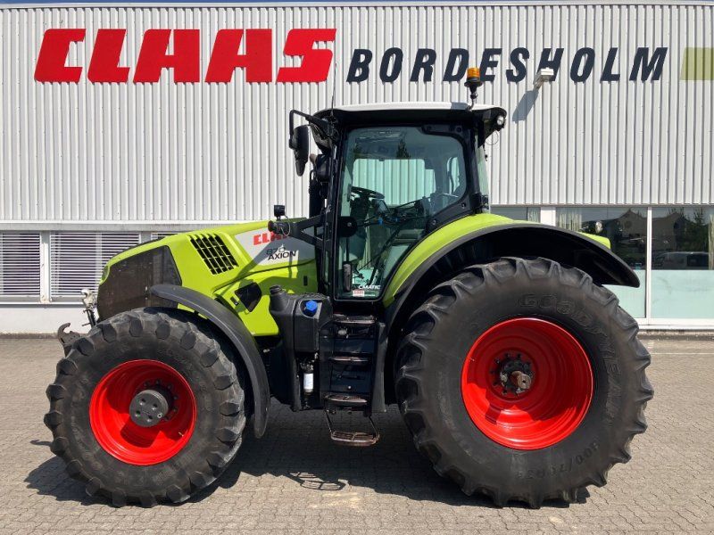 Claas AXION 870