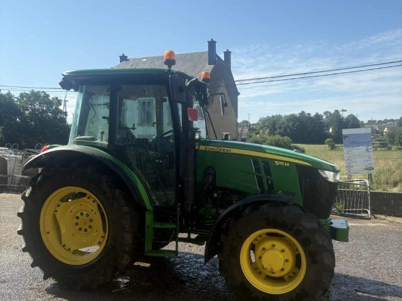 John Deere 5115M