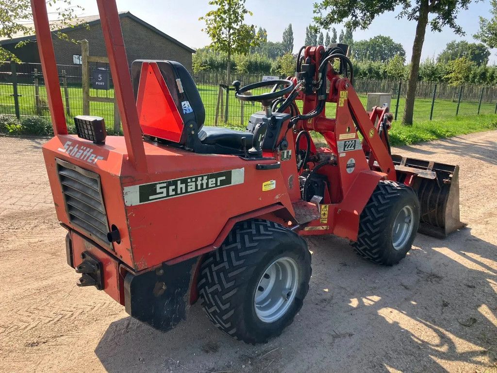 Schäffer 222 S Shovel Loader