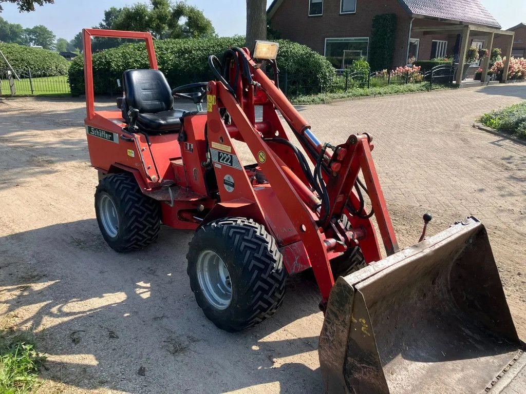 Schäffer 222 S Shovel Loader
