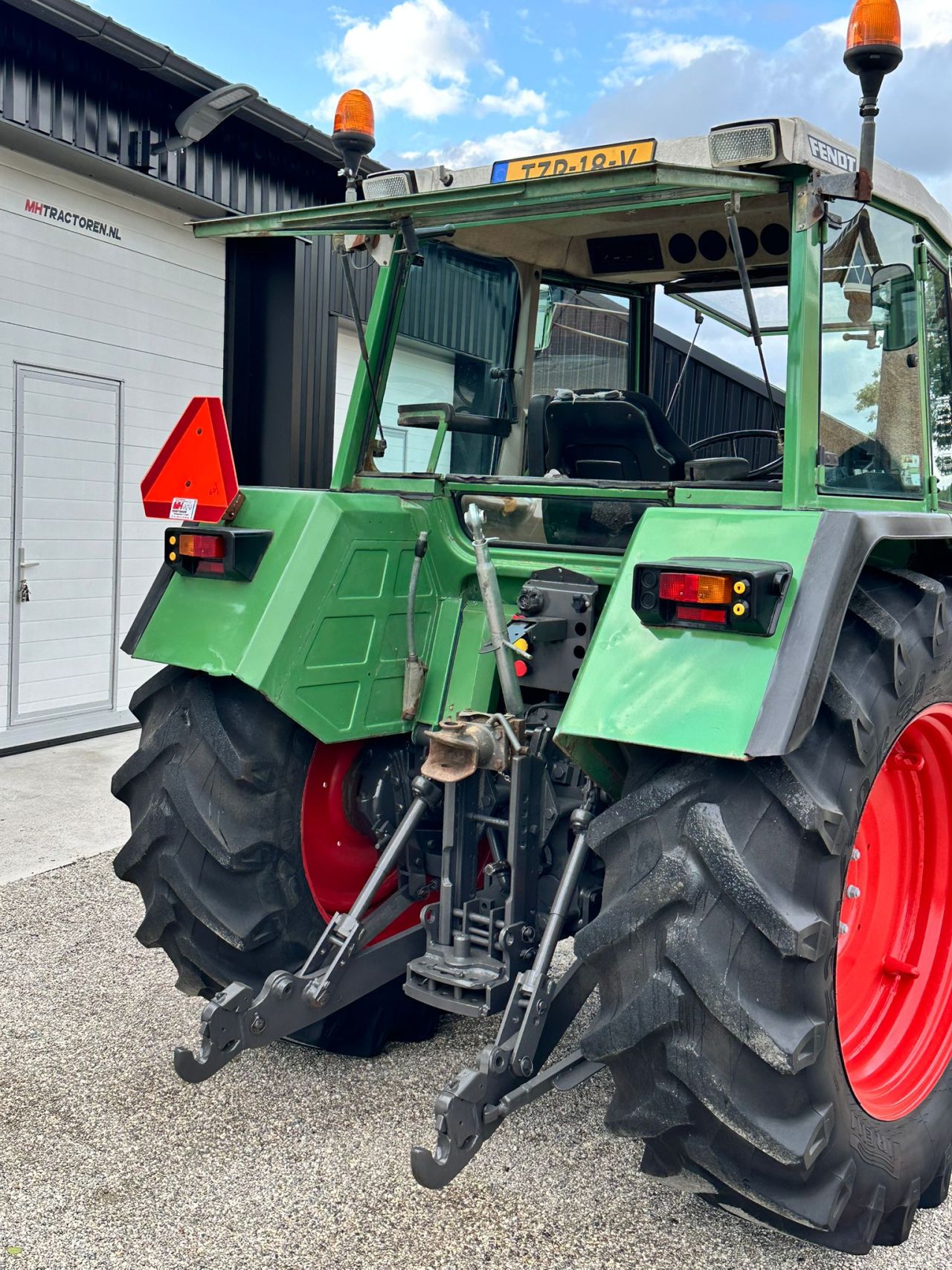 TE KOOP: zeer nette FENDT 311 LSA