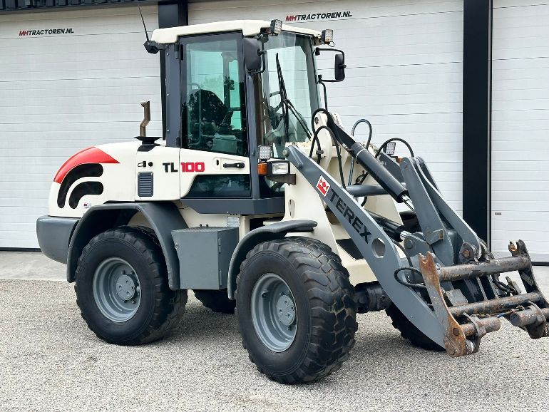 TE KOOP: zeer nette TEREX TL100