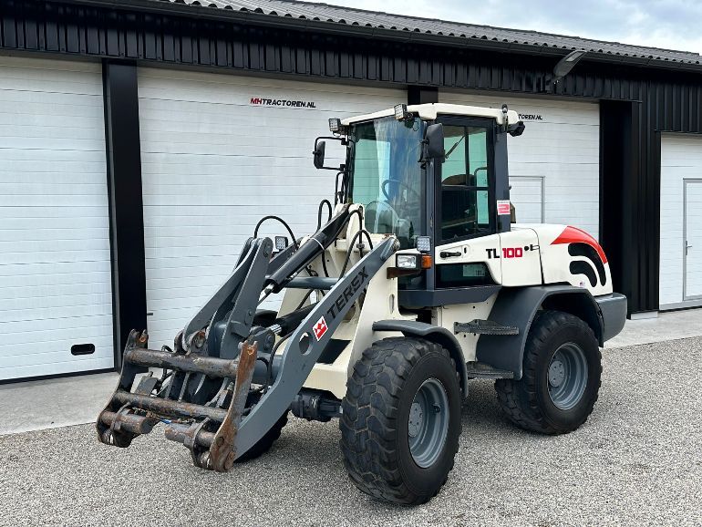 TE KOOP: zeer nette TEREX TL100